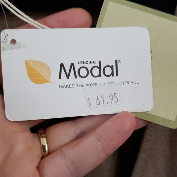 Lenzing Modal NWT Top Size XL - Picture 2 of 8